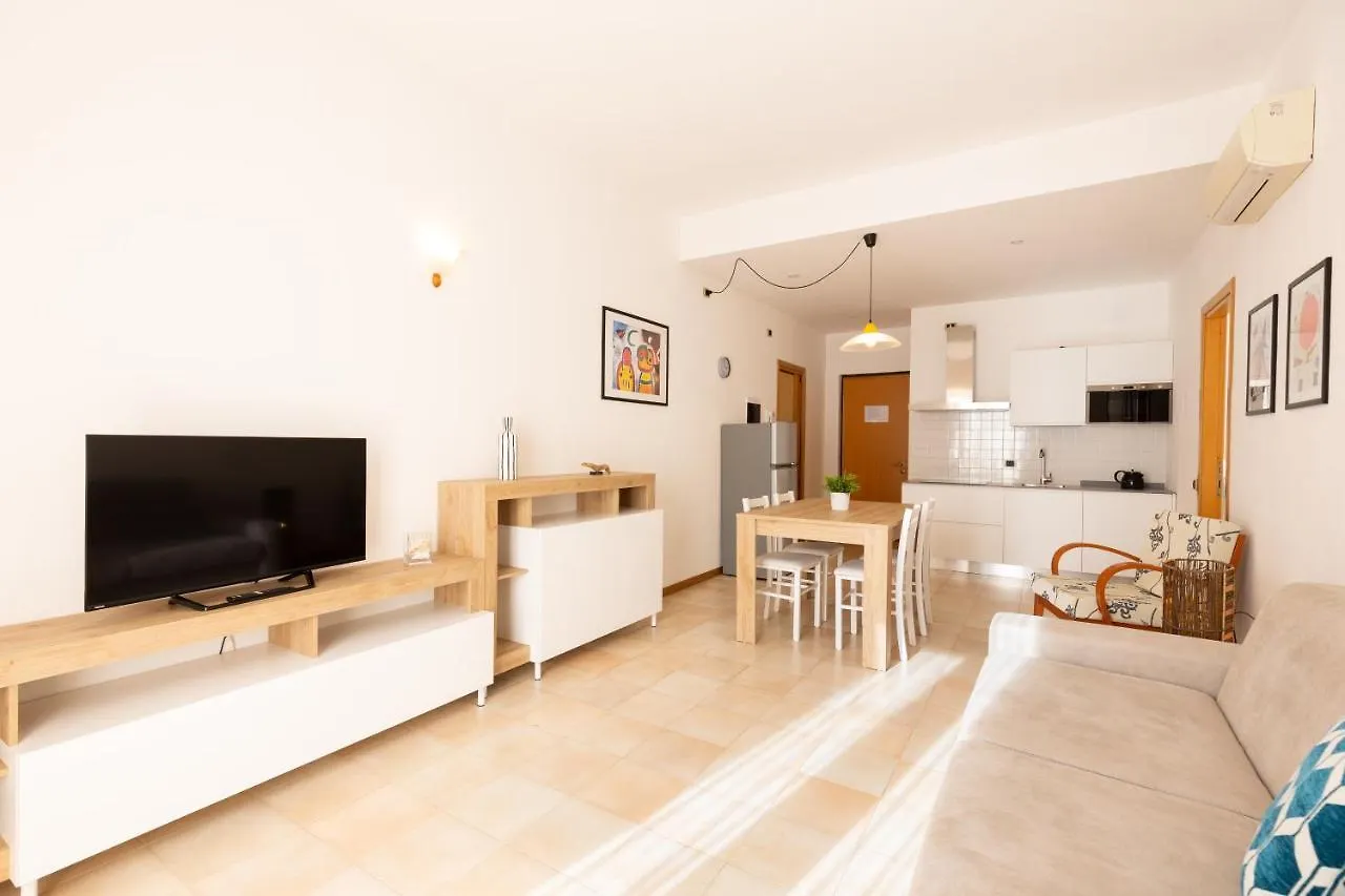 מרינה די פיאטרסנטה Riviera Residence איטליה
